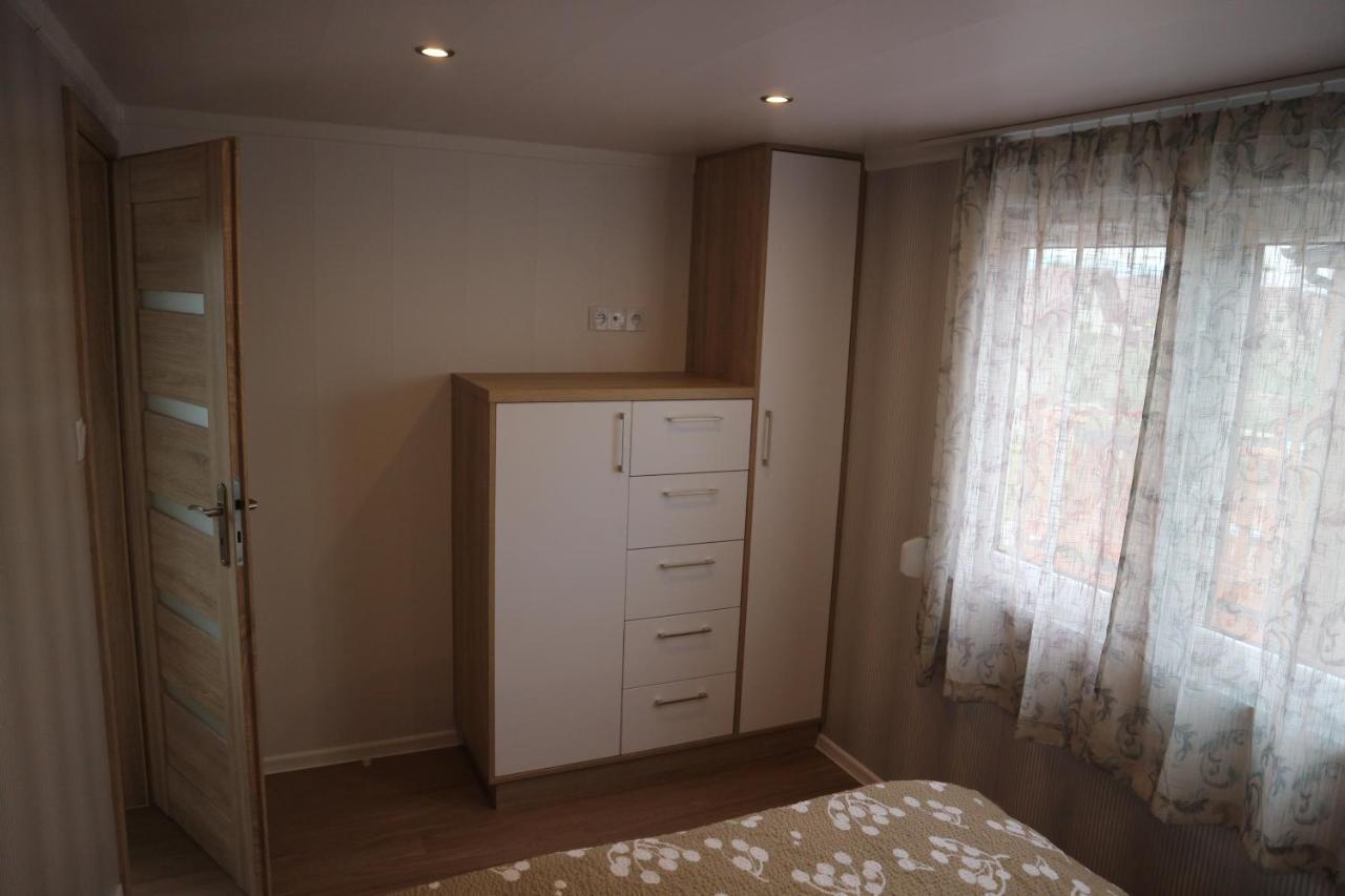 Amis Apartman 1 Apartment Liptovský Mikuláš Екстериор снимка